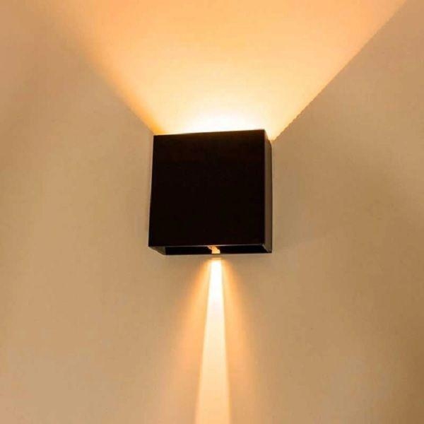 Arandela Germany Light 4 Watts Bivolt 3000K Facho Ajustável IP65 120x120x52mm Preto 20463016
