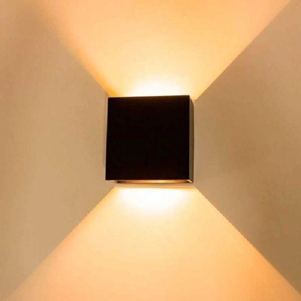 Arandela Germany Light 4 Watts Bivolt 3000K Facho Ajustável IP65 120x120x52mm Preto 20463016
