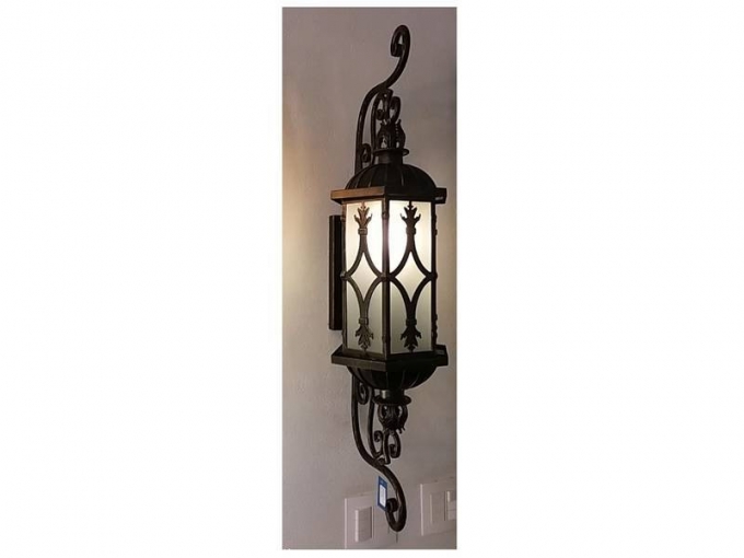 Arandela Lighting Store Alumínio Fundido e Vidro Fosco 1L E27 250x320x950mm LO-1430