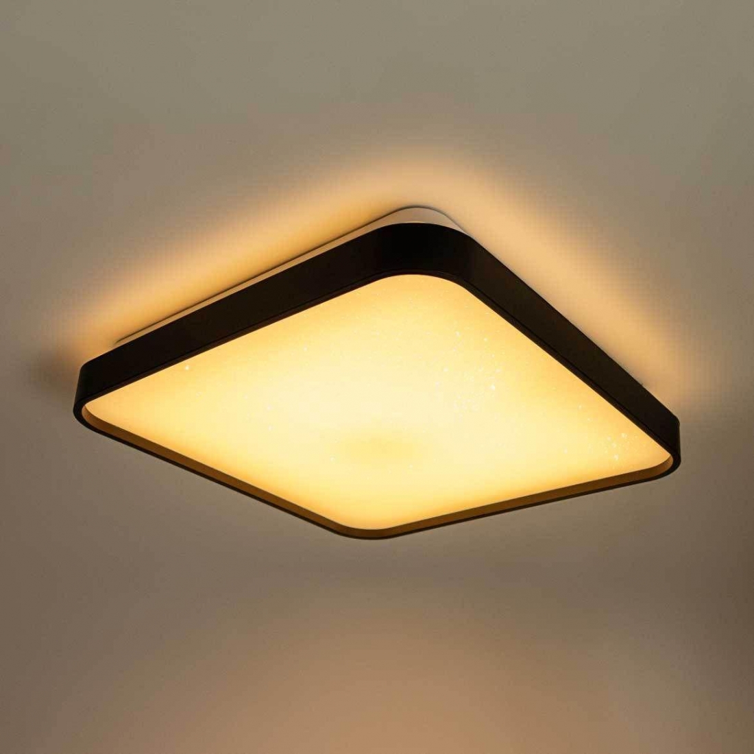 Plafon Opus LED Black 12 watts 3000K Bivolt Difusor Cintilante 280x280mm Preto OPS 80044
