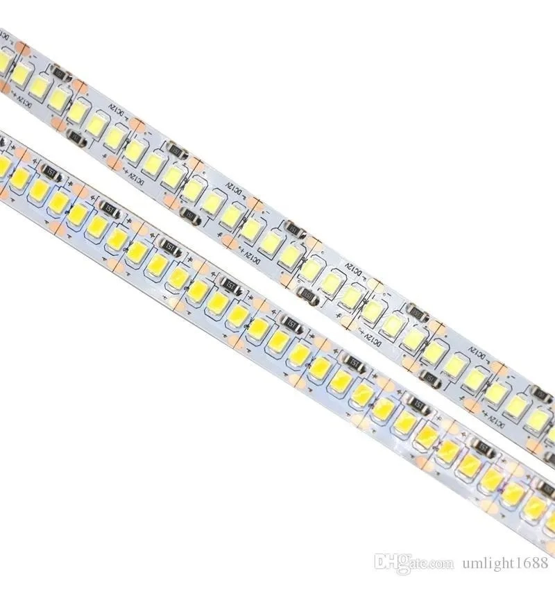 Fita de LED Alpertone 240leds 19,4w/mt 12V 3000K IP20 (Rolo 5 metros) 0247
