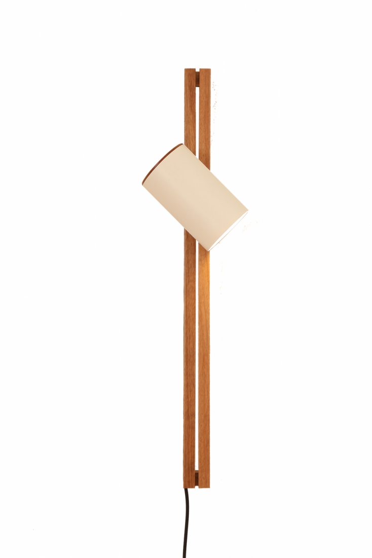 Arandela Nova Home Slide Jequitibá e Cúpula Alumínio Branco 1L E27 750mm 4047