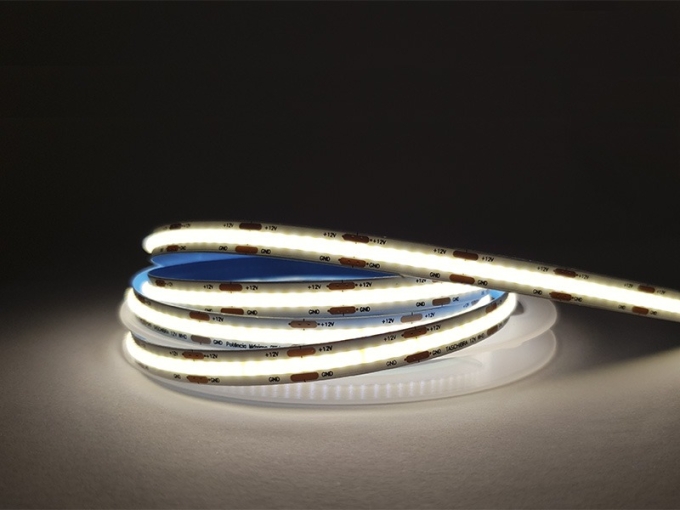 Fita LED Lumanti 12w/mt 300 leds IP20 8mm 12V 4000K IRC80 1140 lumens (Rolo 5 metros) F12C4280
