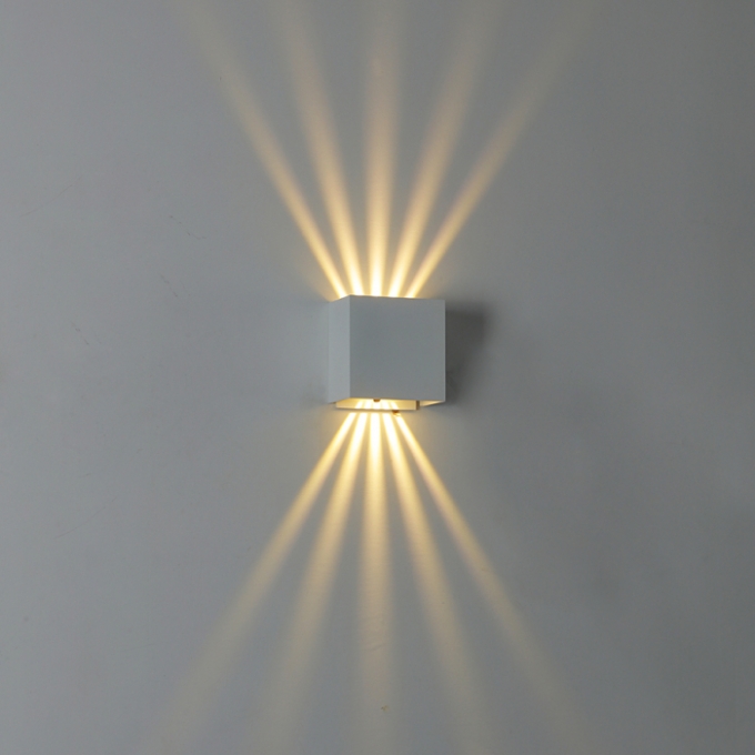 Arandela Nordecor Moniu Facho Duplo Branca 10 watts 3000K IP65 Bivolt 100x100x60mm 2015