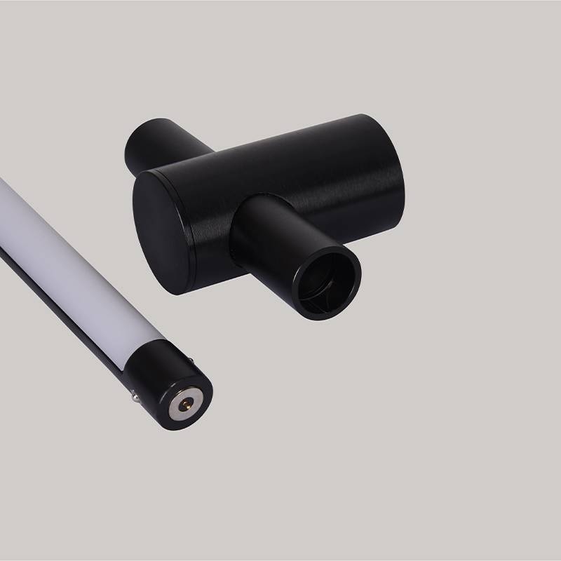 Arandela Nordecor Lina 13 watts 3000K Preto IP20 1000mm Bivolt 2747