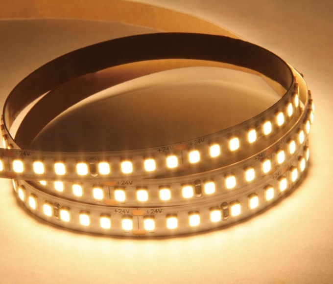 Fita de LED Opus 19,2 watts/m 12V 3000K 240 Leds IP20 8mm (Rolo 50 metros) OPS 85827