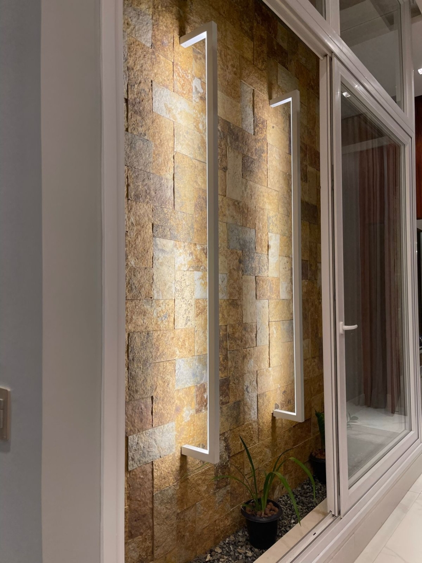 Arandela Bella Itália Cuadro 3000K IP65 Uso Externo 2130x40x140mm 90910304201