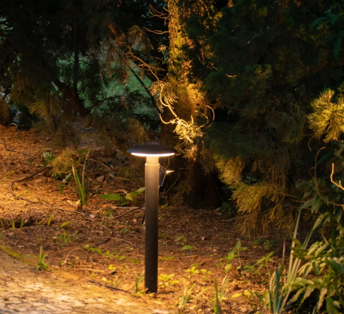 Poste Balizador Powerlume Cogumelo 9 watts IP65 Haste Telescópica até 1000mm Alumínio Bivolt PBL9WAT