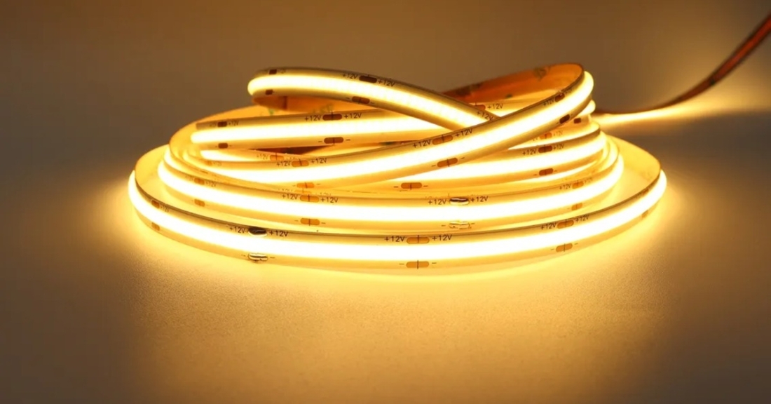 Fita LED Lumanti 12w/mt 300 leds IP20 8mm 12V 2700K IRC80 1140 lumens (Rolo 5 metros) F12C2280