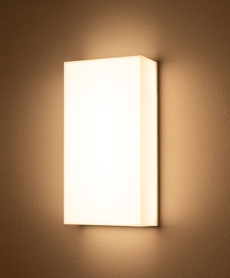 Arandela Opus Kubo 8 watts 3000K 250° IP65 Branco 100x200x75mm OPS 84783