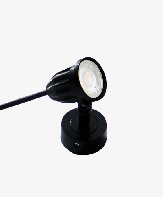 Spot Opus LED Spike 8 watts 3000K IP65 45° Preto 119x65x53mm OPS 87494




